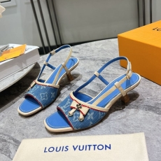 Louis Vuitton Slippers